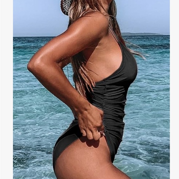 CUPSHE Women's One Piece Swimsuit Tummy Control V Neck Bathing Suits NWT - Picture 2 of 7